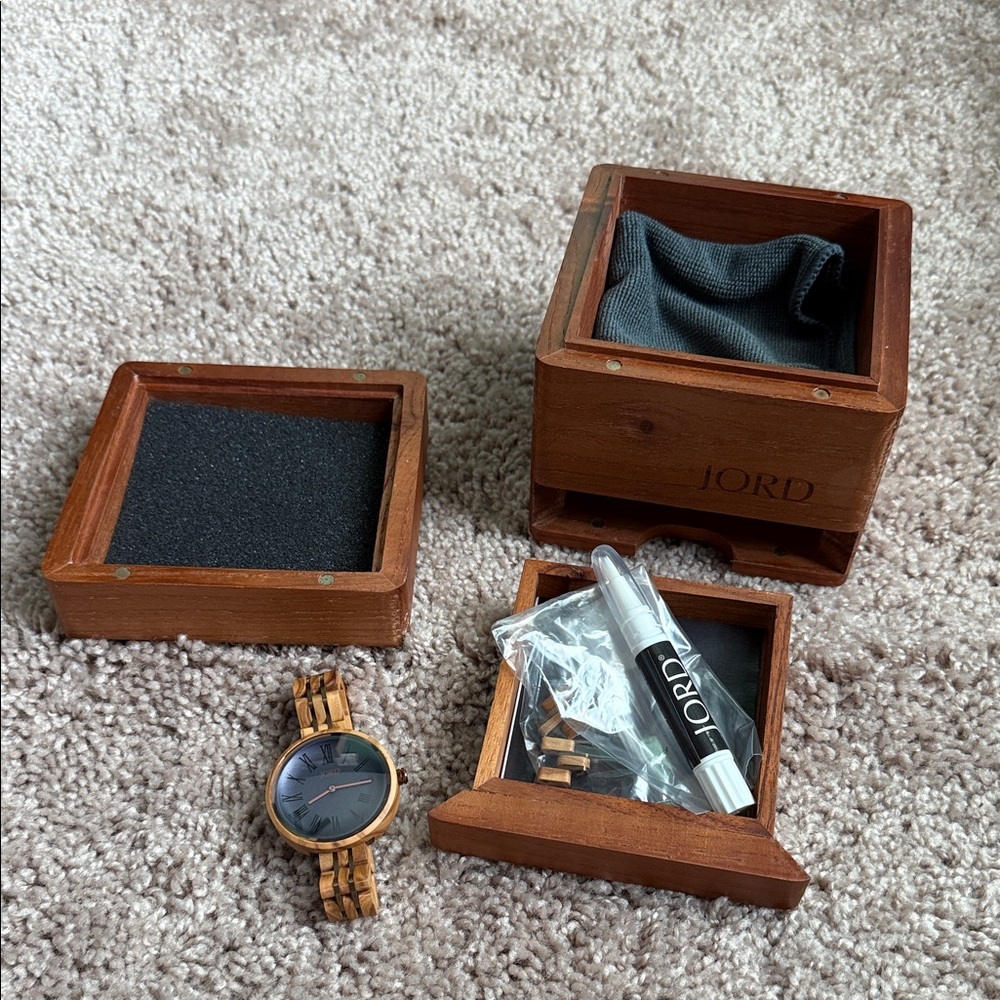 Jord Women’s Wooden Watch Cassia - Picture 2 of 3